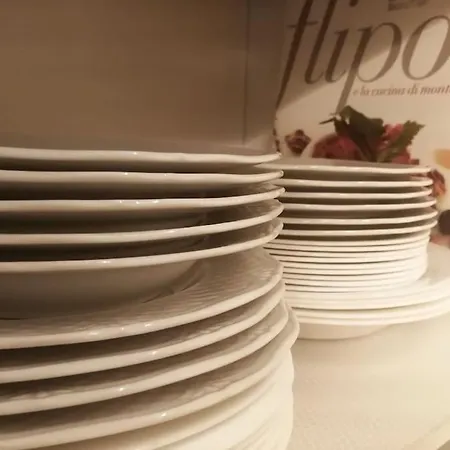 New****alpe Veille: Chalet Centro 2 Bagni E Garage Privato Apartamento La Thuile